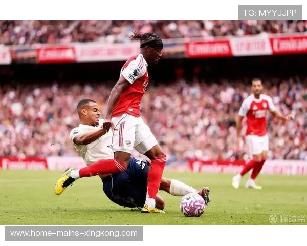 拜仁运用多变进攻方式扰乱防守,中路创造力十足 拜仁运用多变进攻方式扰乱防守,中路创造力十足