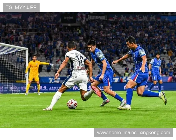 上海申花拉唐首秀破门,球队大胜对手 上海申花拉唐首秀破门,球队大胜对手