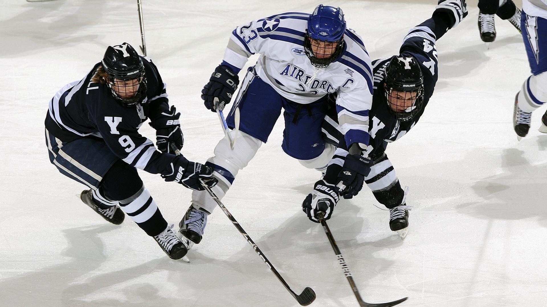 解析 2026 世界杯“中北美地理隔阂”对裁判执法体能的极端要求。
